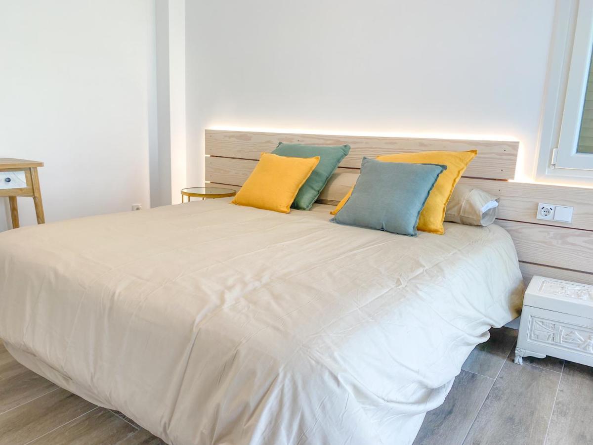 ¡A Estrenar! Piso De Diseno En Laredo Playaアパートメント エクステリア 写真