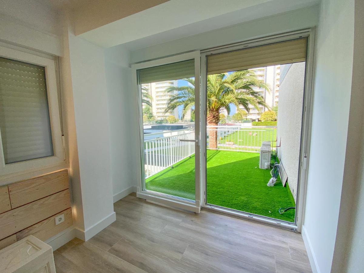 ¡A Estrenar! Piso De Diseno En Laredo Playaアパートメント エクステリア 写真